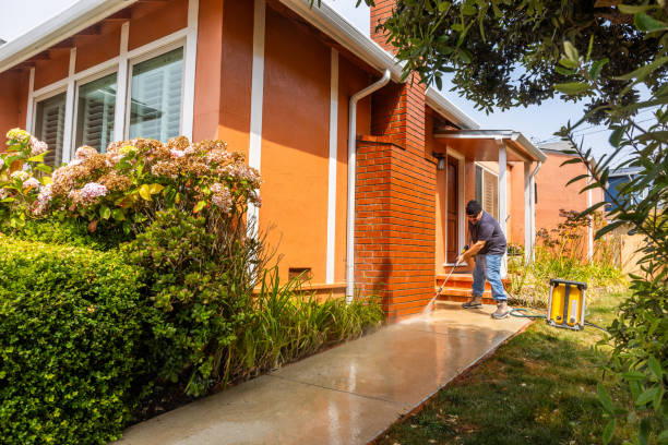 Best Pressure Washing Company Near Me  in Highland, IL